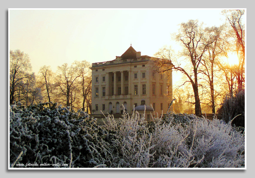 Schloss Monaise-Trier-Winterabend